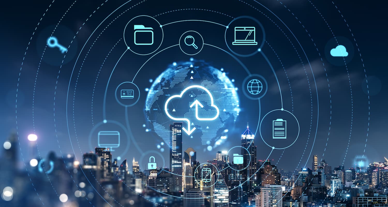 Centro de datos moderno que simboliza el futuro de la computación en la nube, con tecnología avanzada y conectividad eficiente.